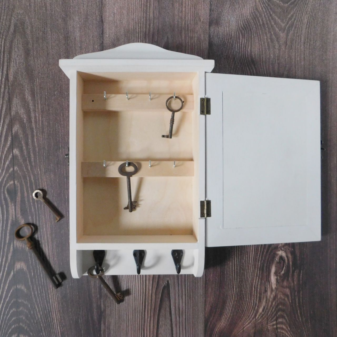 Fehér fa kulcstartó szekrény Fehér fa kulcstartó szekrény