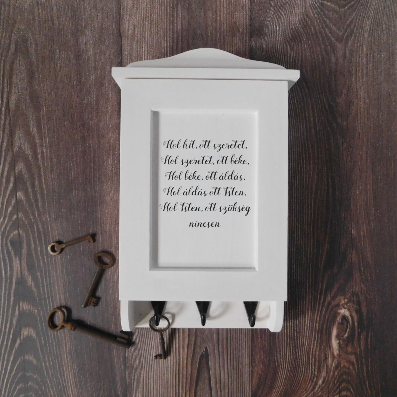 Kulcstartó szekrény házi áldással Kulcstartó szekrény házi áldással